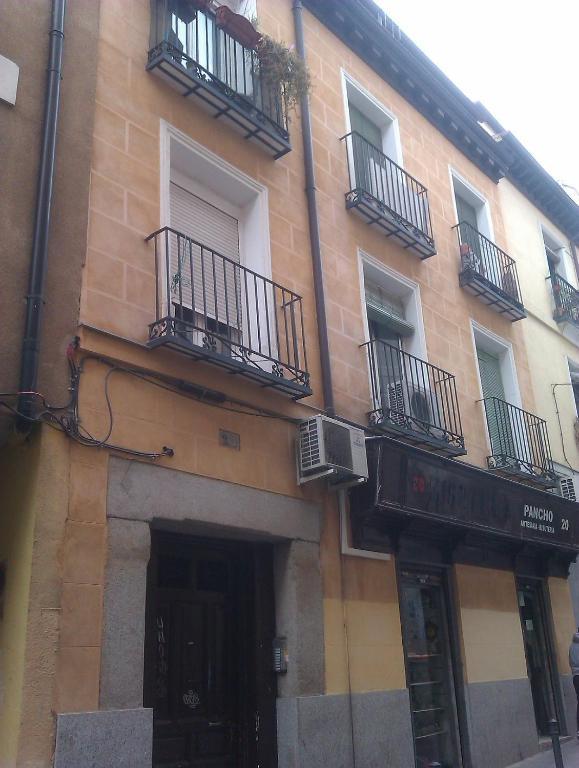 Km1 Amparo Apartments Madrid Luaran gambar